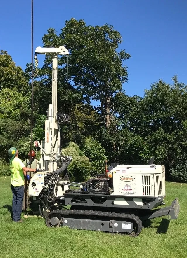 Pucon Chile - equipo tecnico Sondajes SPT